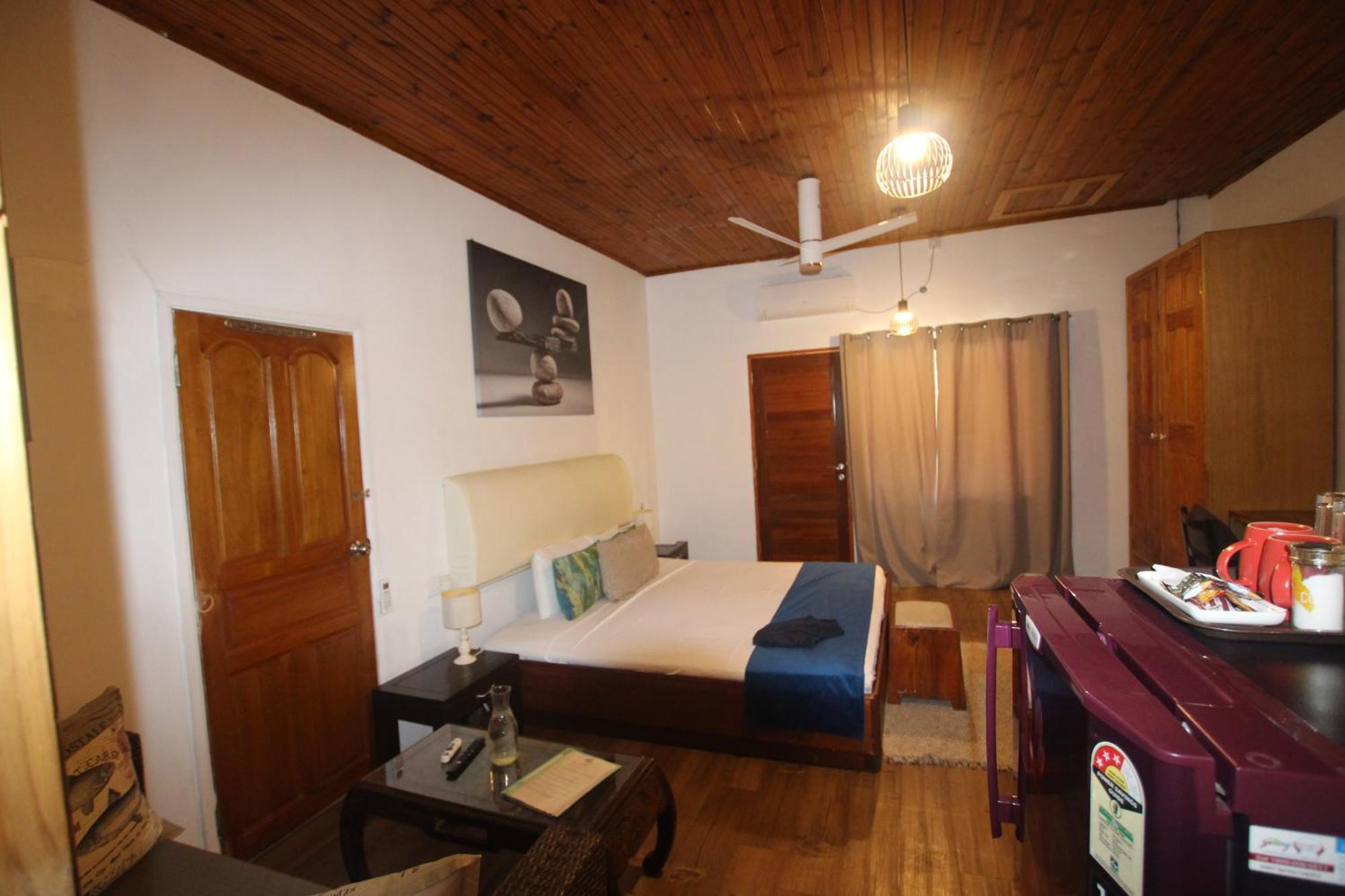 Castaway Lodge Pointe Au Sel Rom bilde