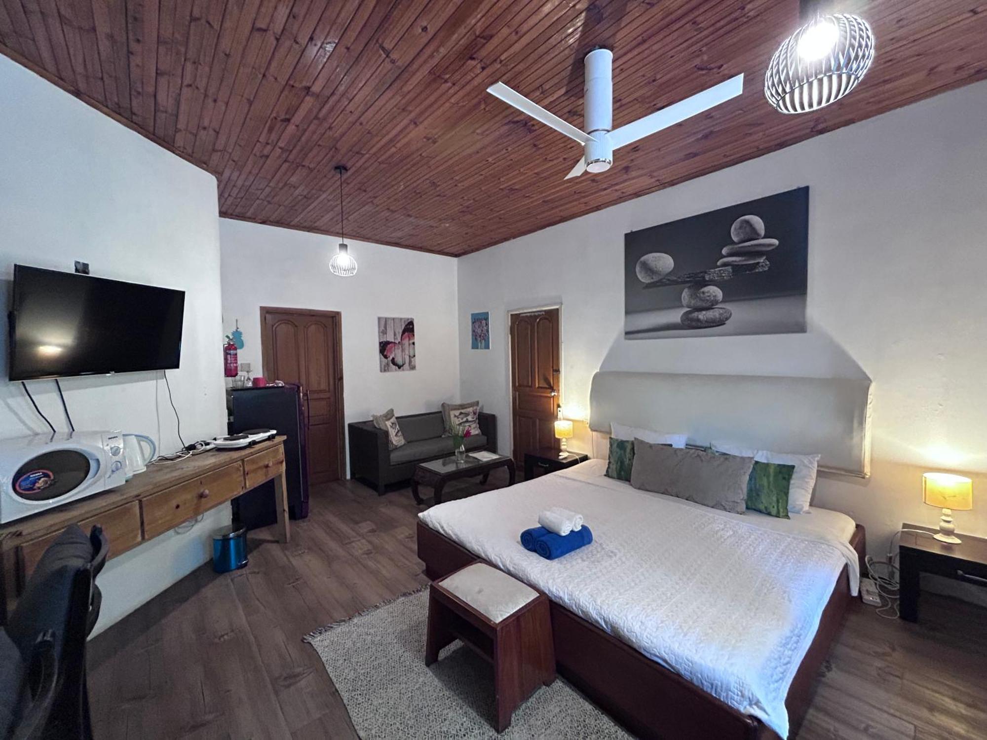Castaway Lodge Pointe Au Sel Rom bilde